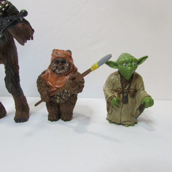 lot Star Wars figures Vader Fett Greivous Jar Jar Yoda C3 R2 Wicket Chewy droids - Picture 11 of 12
